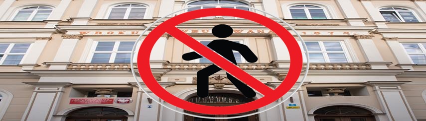 ZAWIESZONE LEKCJE W SZKOŁACH
